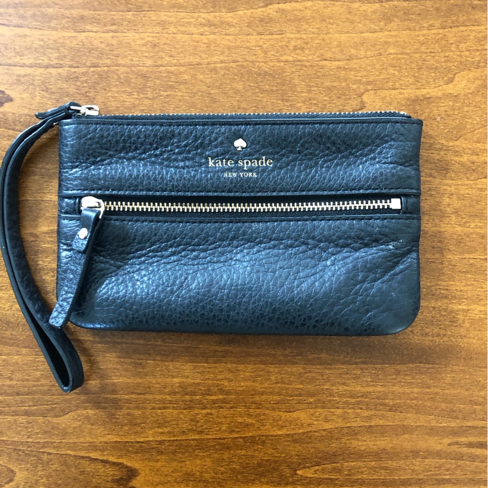 KATE SPADE - VINTAGE BLACK LEATHER WRISTLET